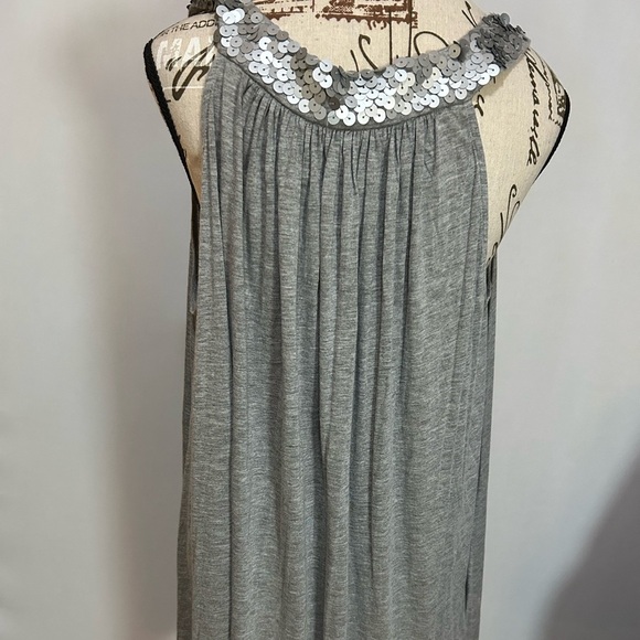 MICHAEL Michael Kors Gray Sequin Sleeveless Top. Large - Picture 5 of 8